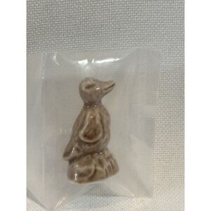 RED ROSE TEA - WADE WHIMSEYS PET SHOP SERIES DUCK FIGURINE - NEW